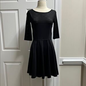 French Connection Black Long Sleeve Dress size 6 NWOT 346